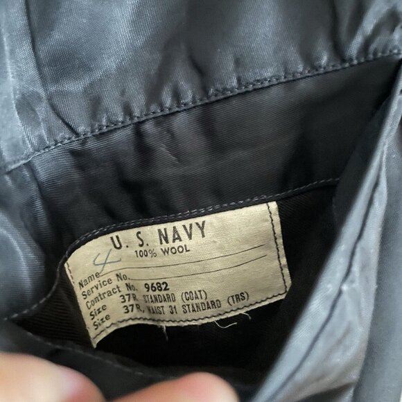 Vtg US Navy Military Enlisted Black Wool Peacoat Gold Buttons 37 R - Picture 9 of 9